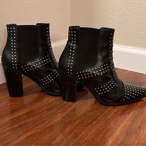 Rocker Chic Black Heeled Booted with Silver Metal Studs. Moro style. Size 7.